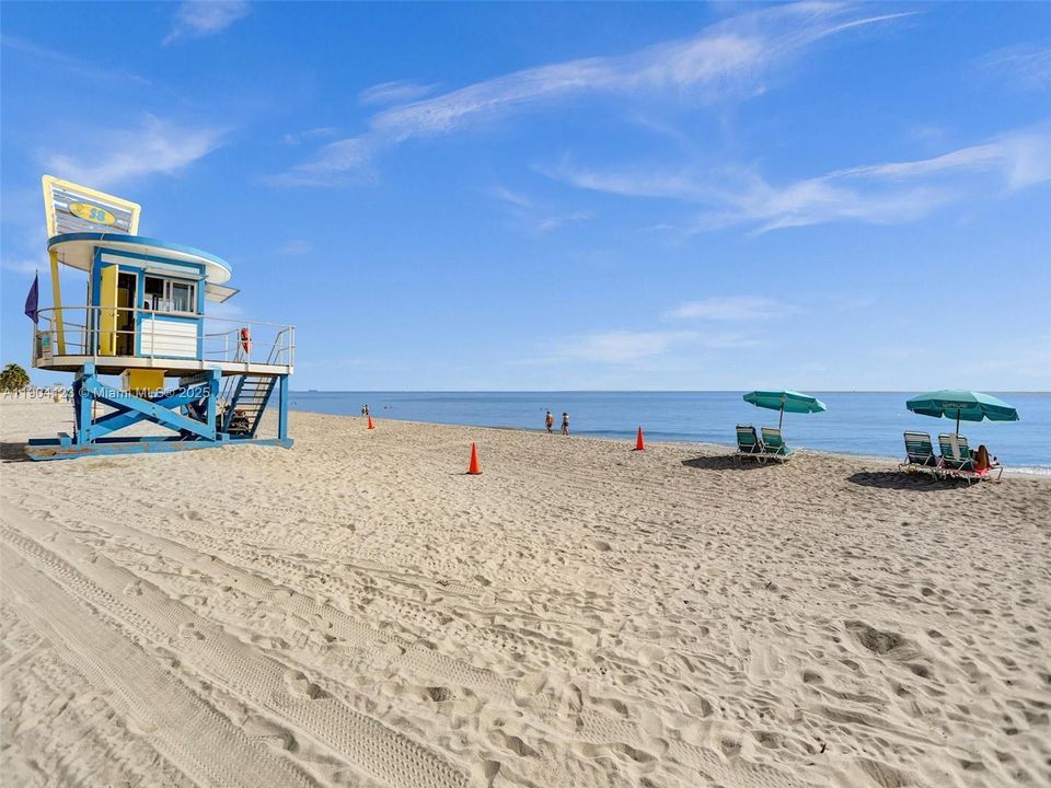 For Rent: $3,000 (0 beds, 1 baths, 482 Square Feet)