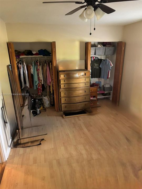 For Rent: $1,600 (1 beds, 1 baths, 700 Square Feet)