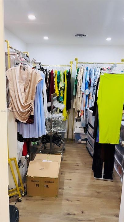 待售: $80,000 (0 贝兹, 0 浴室, 0 平方英尺)