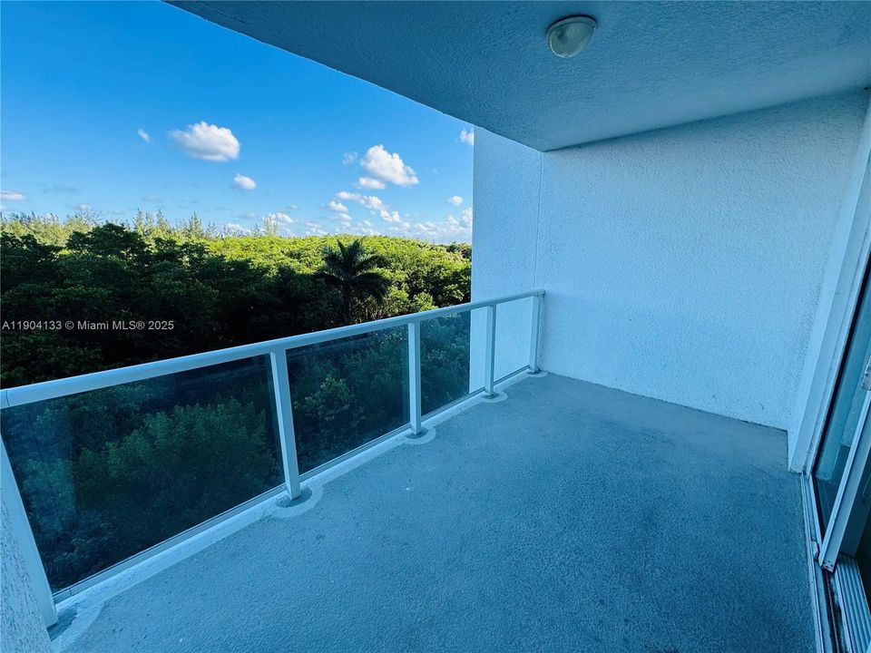 Large sized balcony with privacy. New glass balconies.
