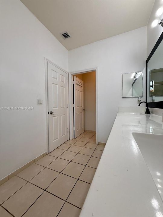 For Sale: $450,000 (3 beds, 2 baths, 1829 Square Feet)