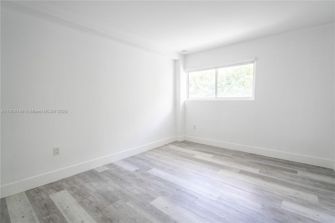 Recently Rented: $1,950 (1 beds, 1 baths, 610 Square Feet)