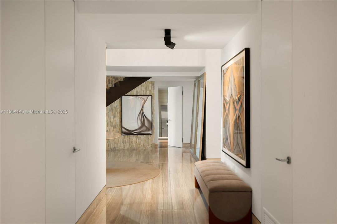 待售: $6,900,000 (5 贝兹, 4 浴室, 5727 平方英尺)