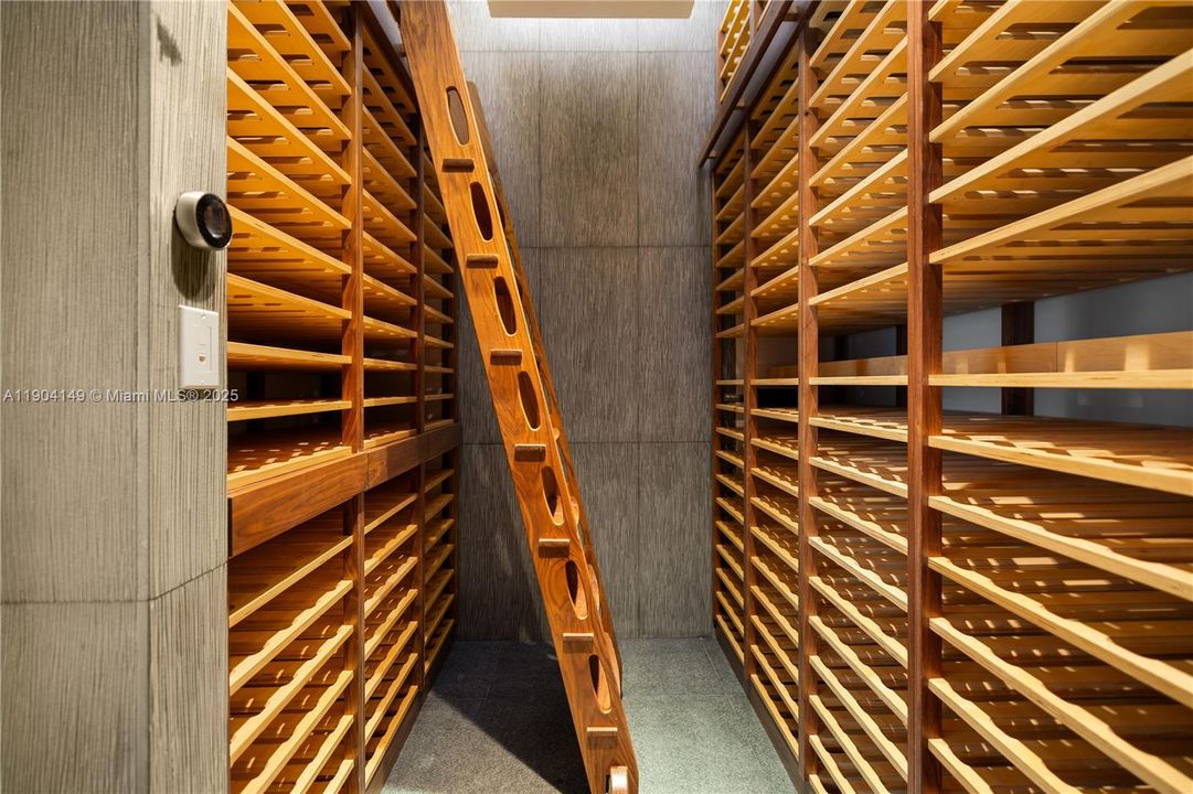 待售: $6,900,000 (5 贝兹, 4 浴室, 5727 平方英尺)