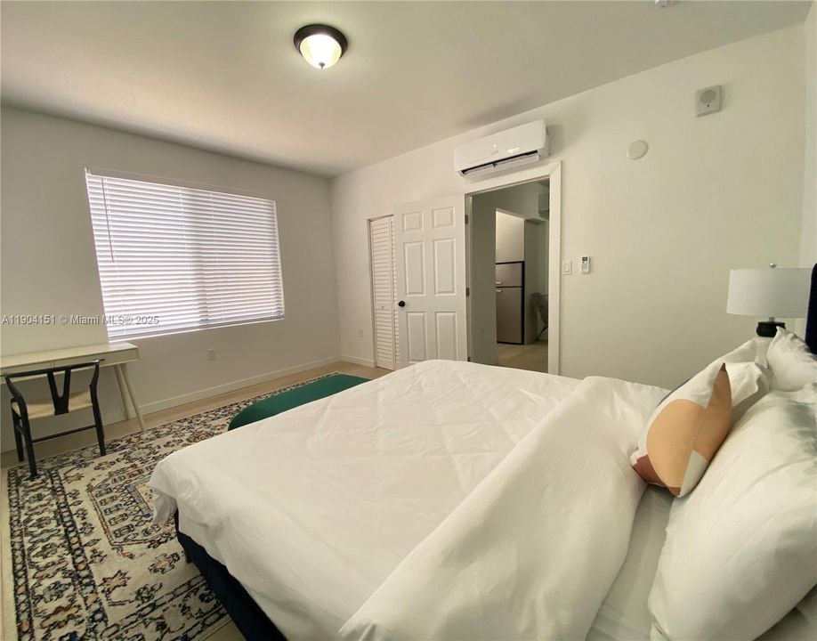 Recently Rented: $1,550 (1 beds, 1 baths, 650 Square Feet)