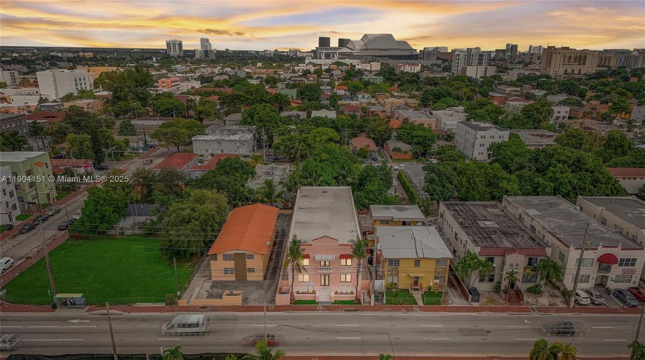 Recently Rented: $1,550 (1 beds, 1 baths, 650 Square Feet)