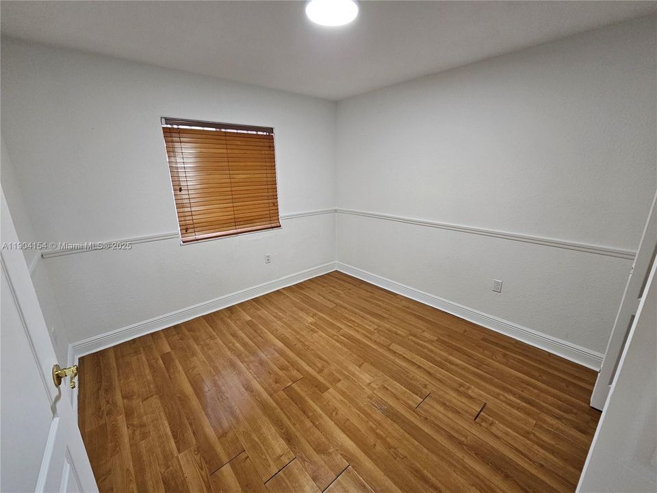 For Rent: $2,650 (3 beds, 2 baths, 1190 Square Feet)