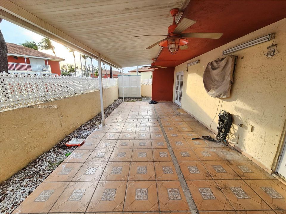 For Rent: $2,650 (3 beds, 2 baths, 1190 Square Feet)