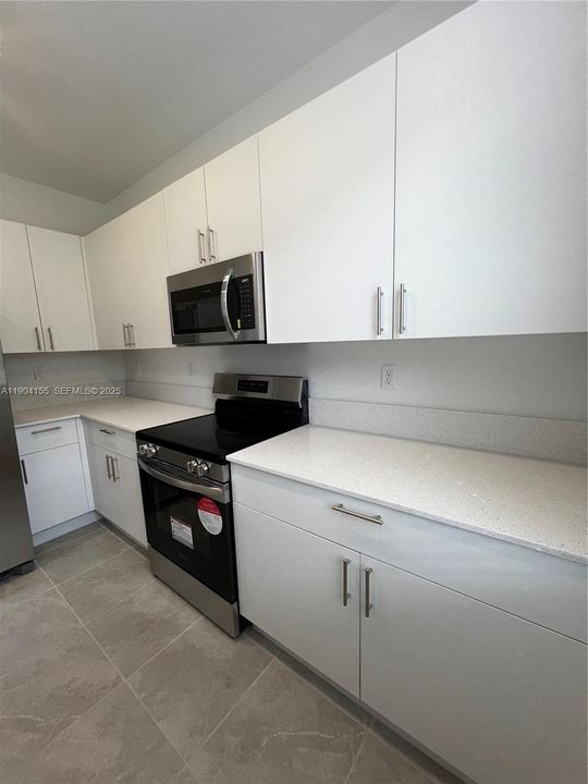 For Rent: $2,650 (3 beds, 2 baths, 1331 Square Feet)