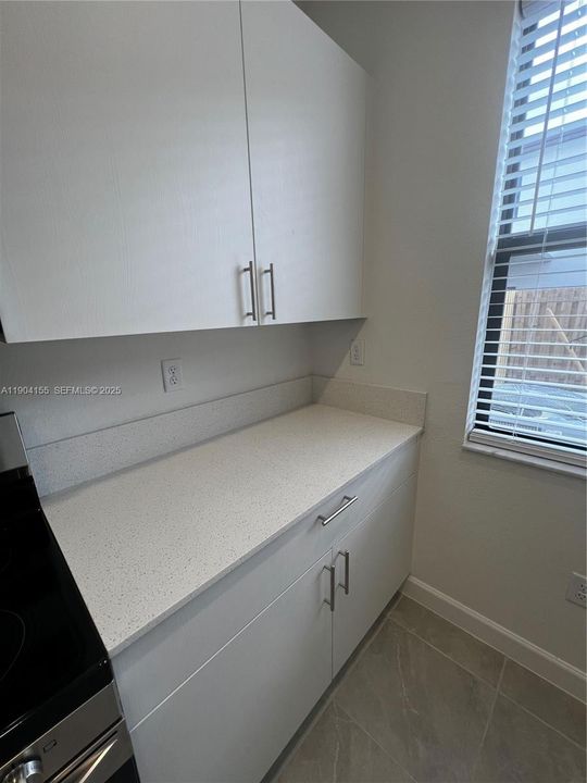 For Rent: $2,650 (3 beds, 2 baths, 1331 Square Feet)