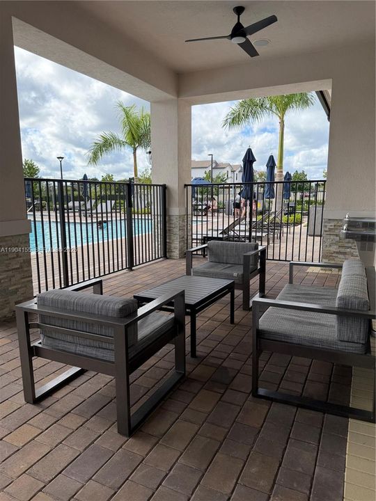 For Rent: $2,650 (3 beds, 2 baths, 1331 Square Feet)