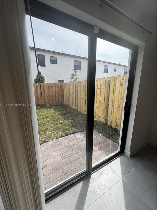 For Rent: $2,650 (3 beds, 2 baths, 1331 Square Feet)