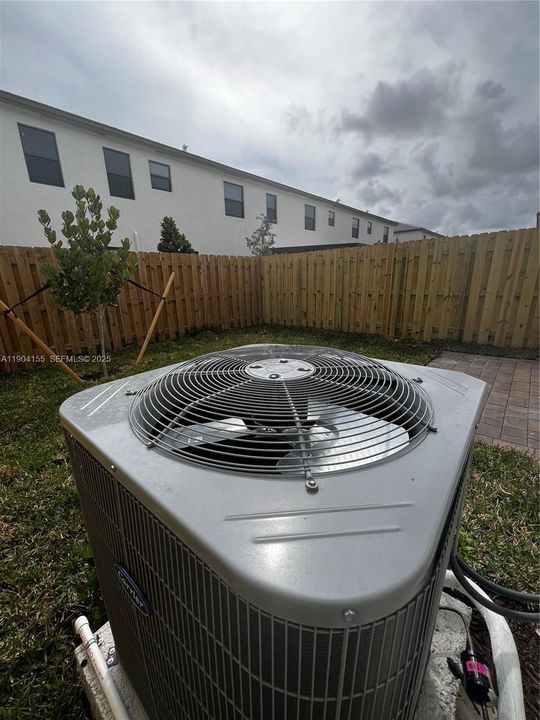 For Rent: $2,650 (3 beds, 2 baths, 1331 Square Feet)