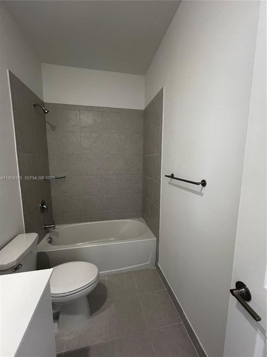 For Rent: $2,650 (3 beds, 2 baths, 1331 Square Feet)