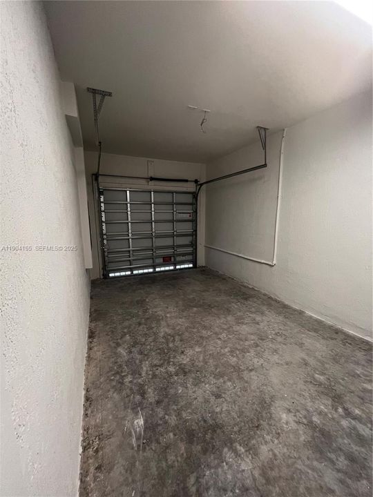 For Rent: $2,650 (3 beds, 2 baths, 1331 Square Feet)