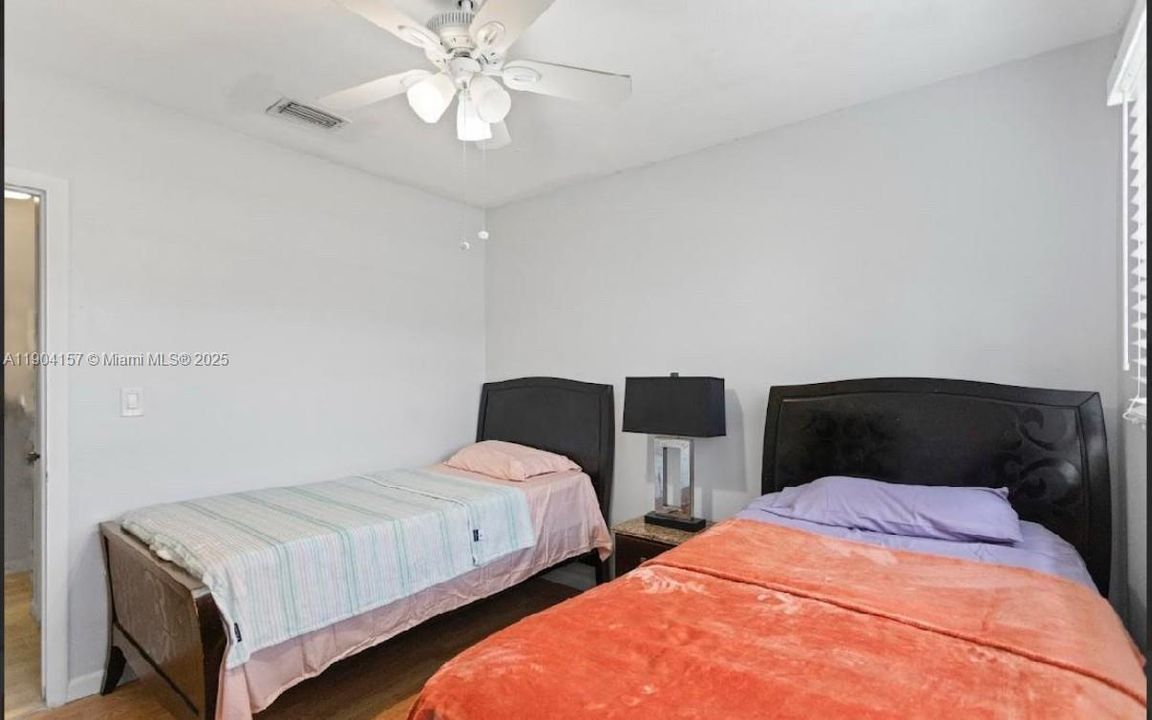 For Rent: $3,300 (3 beds, 2 baths, 1825 Square Feet)