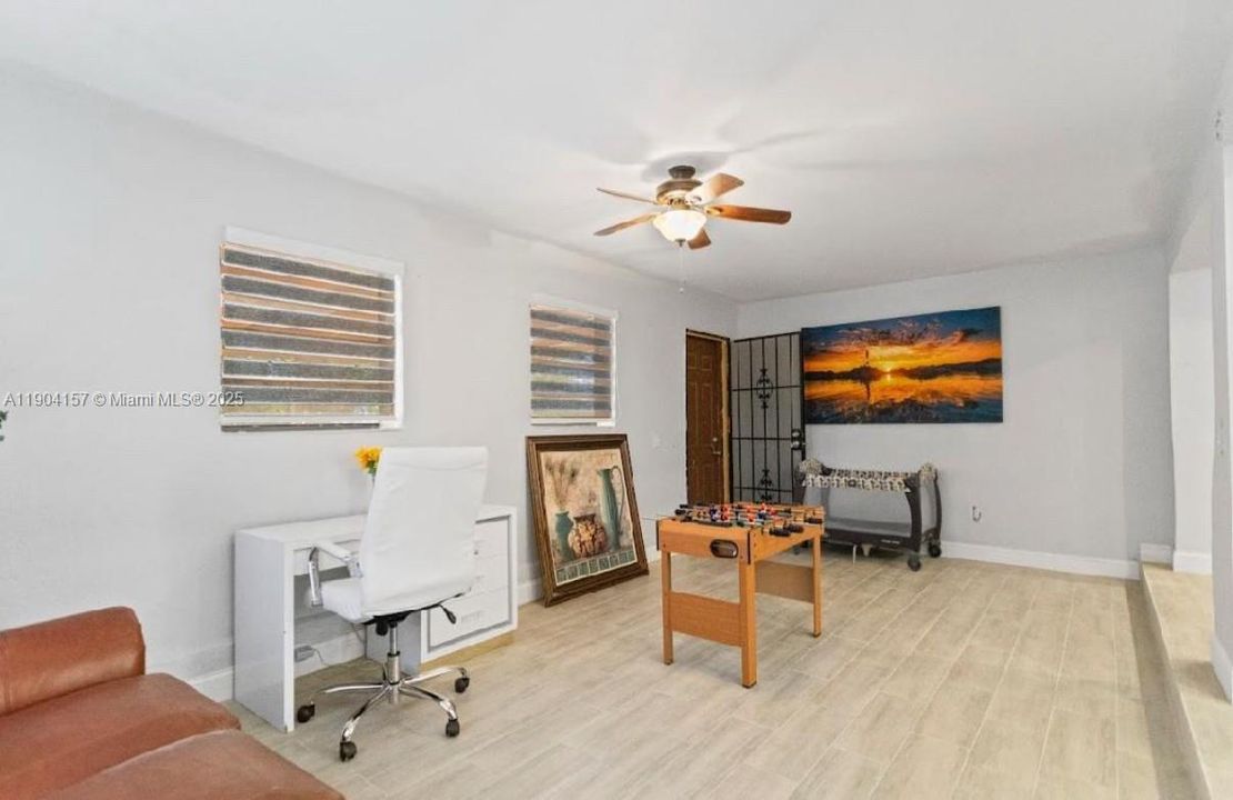 For Rent: $3,300 (3 beds, 2 baths, 1825 Square Feet)