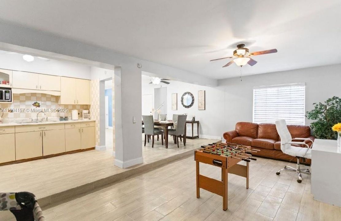 For Rent: $3,300 (3 beds, 2 baths, 1825 Square Feet)