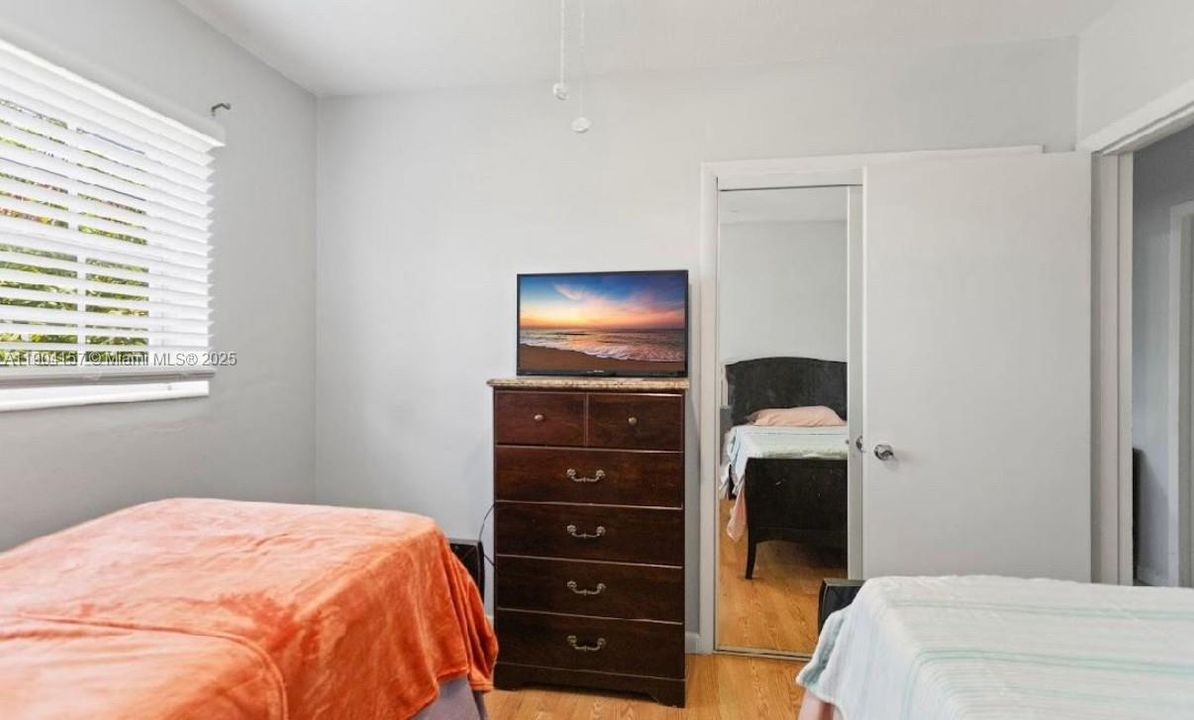 For Rent: $3,300 (3 beds, 2 baths, 1825 Square Feet)