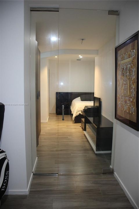 For Rent: $19,000 (2 beds, 4 baths, 1728 Square Feet)