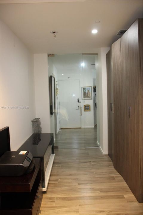 For Rent: $19,000 (2 beds, 4 baths, 1728 Square Feet)