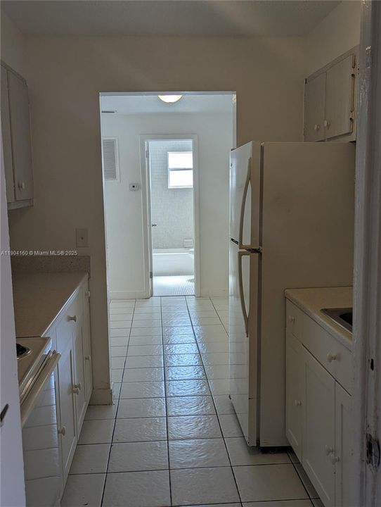 Recently Rented: $1,600 (1 beds, 1 baths, 0 Square Feet)
