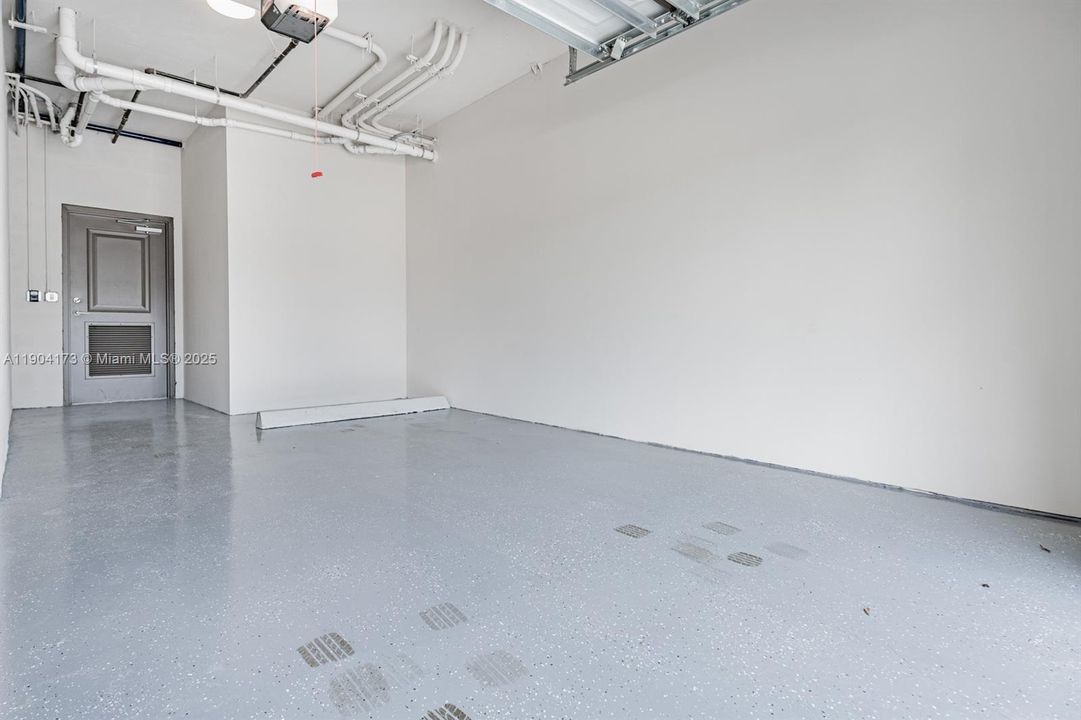 Recently Rented: $3,295 (3 beds, 2 baths, 0 Square Feet)