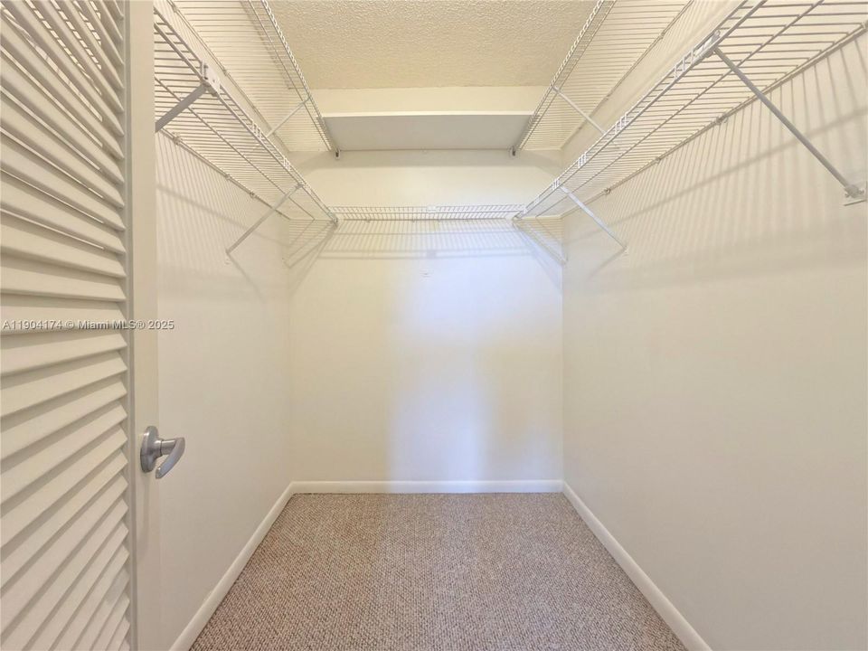 最近租的: $1,800 (1 贝兹, 1 浴室, 782 平方英尺)