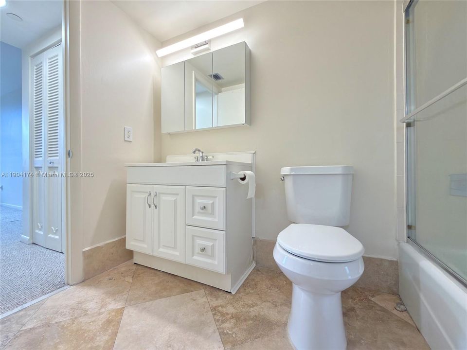 最近租的: $1,800 (1 贝兹, 1 浴室, 782 平方英尺)