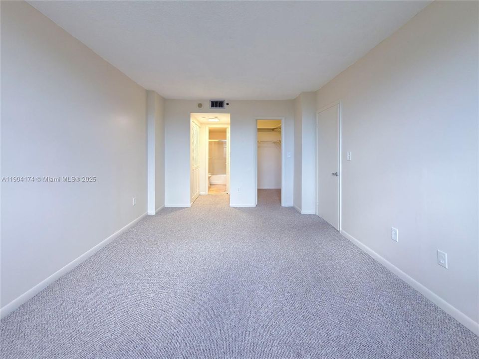 最近租的: $1,800 (1 贝兹, 1 浴室, 782 平方英尺)