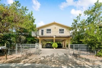 待售: $745,000 (3 贝兹, 2 浴室, 1148 平方英尺)