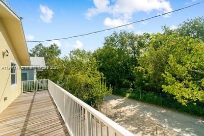 待售: $745,000 (3 贝兹, 2 浴室, 1148 平方英尺)