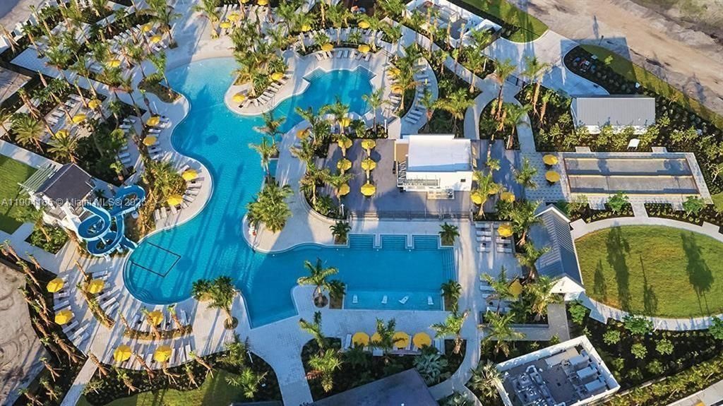 En Venta: $925,000 (5 camas, 4 baños, 3979 Pies cuadrados)