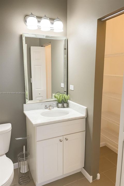 Active With Contract: $489,000 (3 beds, 3 baths, 1760 Square Feet)