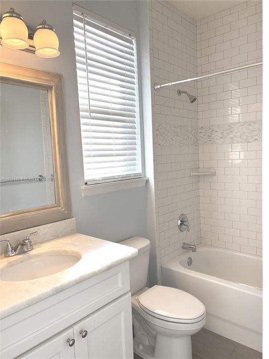 Active With Contract: $489,000 (3 beds, 3 baths, 1760 Square Feet)