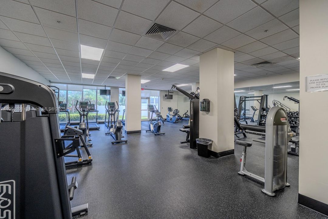 最近租的: $3,250 (2 贝兹, 2 浴室, 1362 平方英尺)