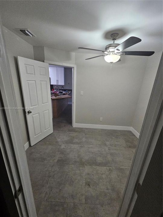 For Rent: $2,625 (3 beds, 2 baths, 1445 Square Feet)