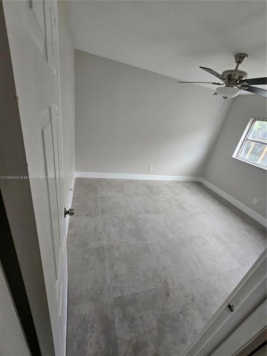 For Rent: $2,625 (3 beds, 2 baths, 1445 Square Feet)