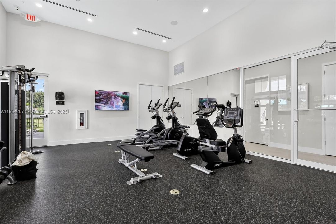 На продажу: $630,000 (4 спален, 2 ванн, 1820 Квадратных фут)