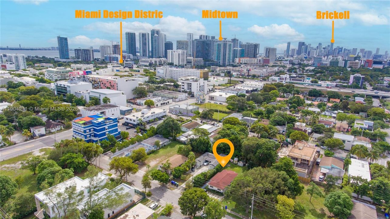 For Rent: $2,250 (2 beds, 1 baths, 700 Square Feet)