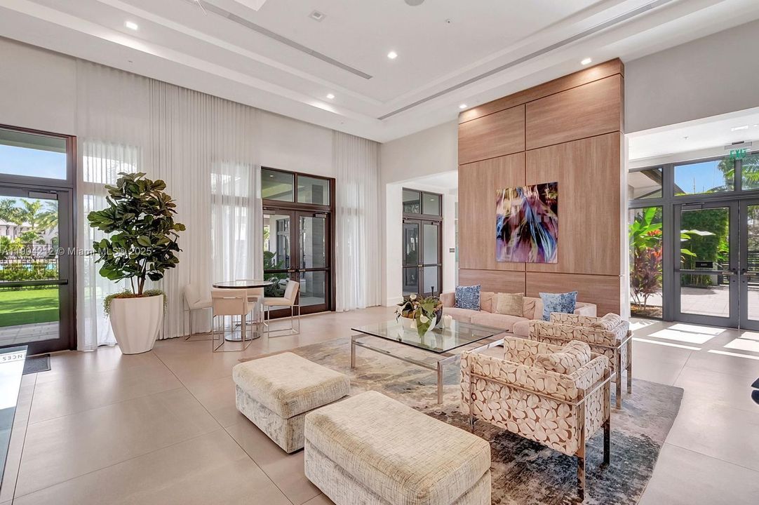 En Venta: $859,900 (3 camas, 3 baños, 1929 Pies cuadrados)