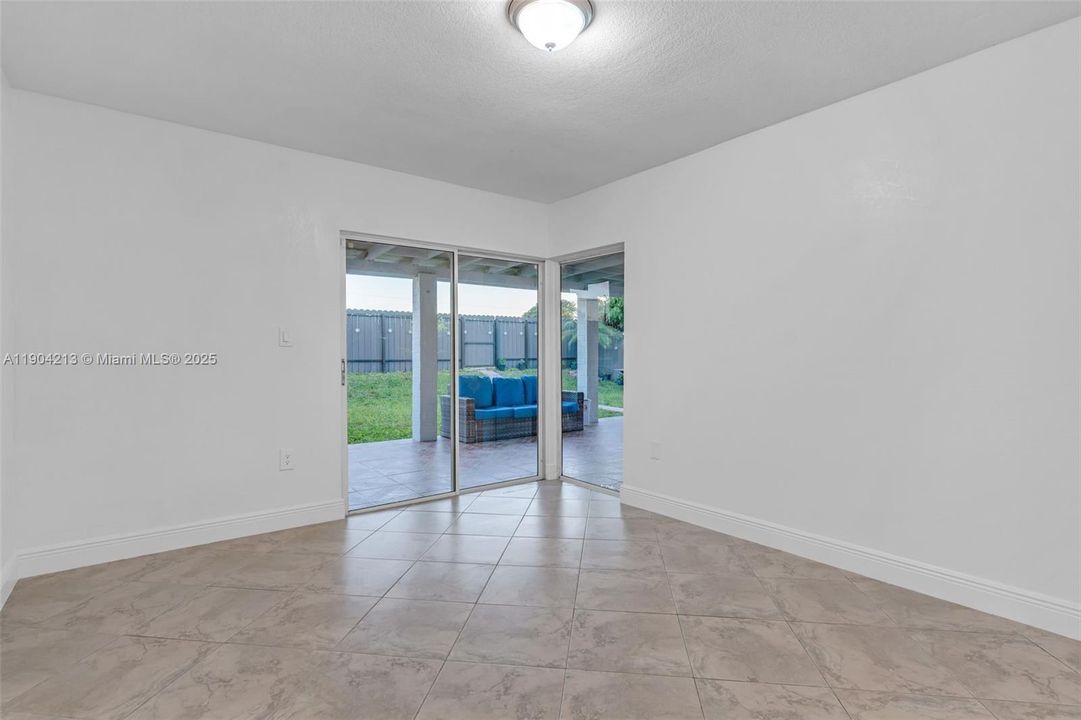 Active With Contract: $550,000 (3 beds, 2 baths, 1365 Square Feet)