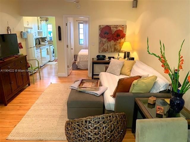 En Renta: $2,150 (1 camas, 1 baños, 430 Pies cuadrados)