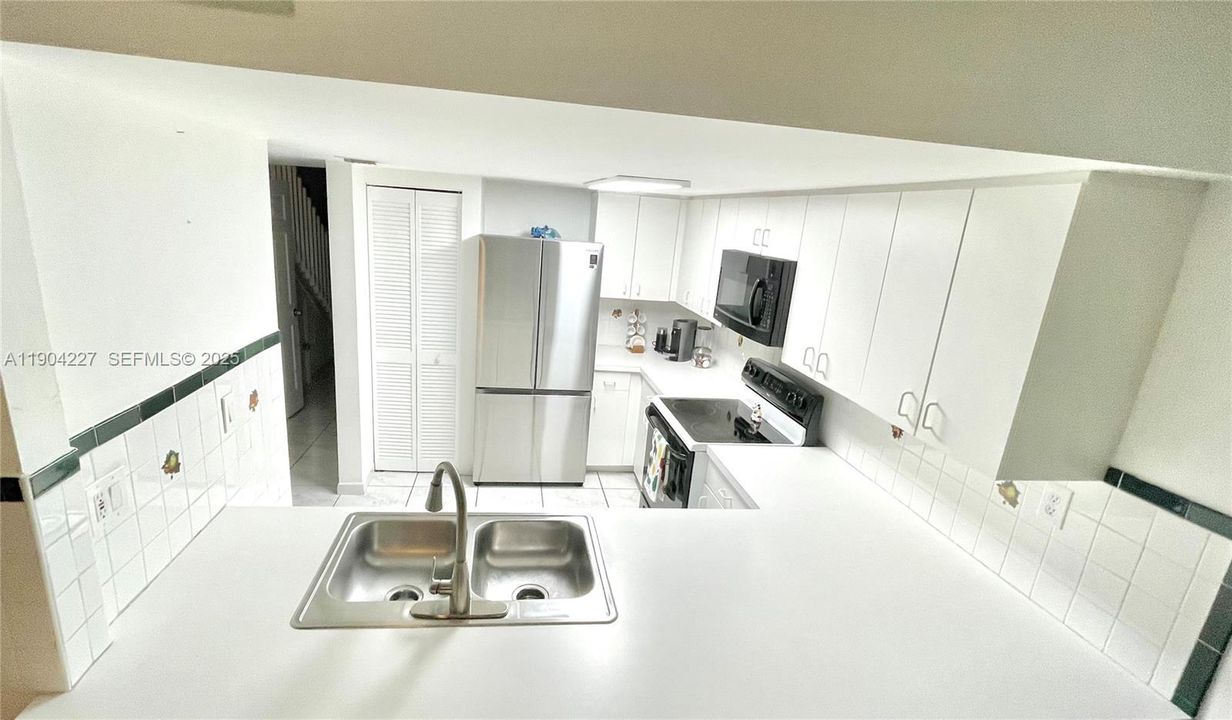 En Venta: $395,000 (3 camas, 2 baños, 1470 Pies cuadrados)