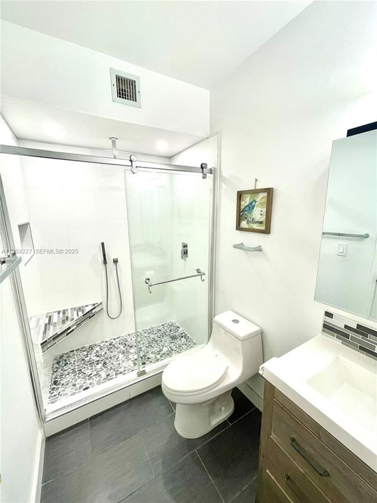 En Venta: $395,000 (3 camas, 2 baños, 1470 Pies cuadrados)