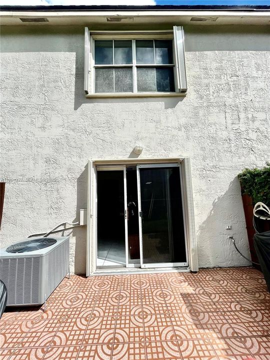 En Venta: $395,000 (3 camas, 2 baños, 1470 Pies cuadrados)