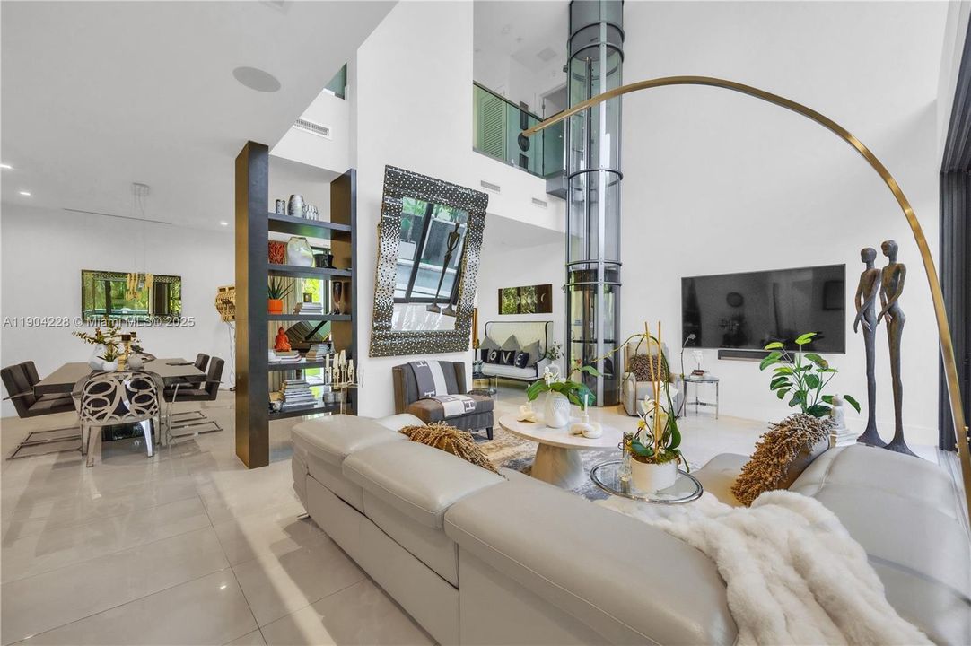 For Sale: $6,995,000 (5 beds, 5 baths, 3749 Square Feet)