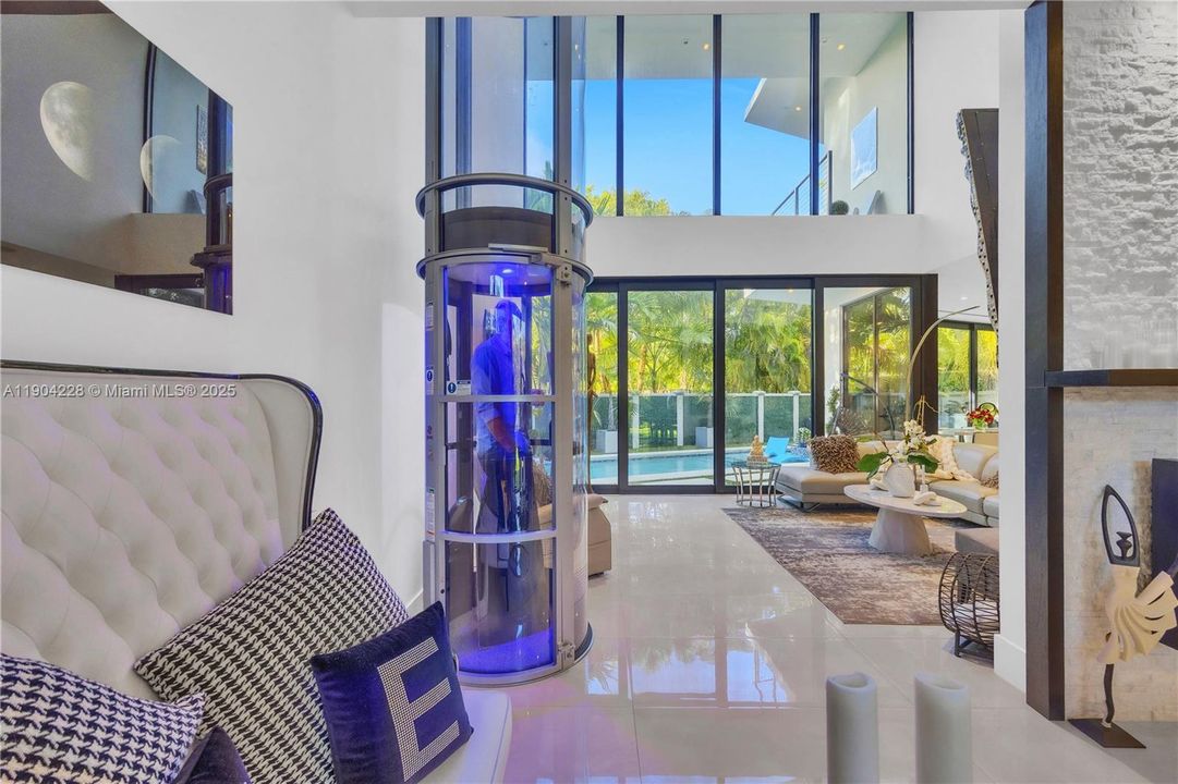 For Sale: $6,995,000 (5 beds, 5 baths, 3749 Square Feet)