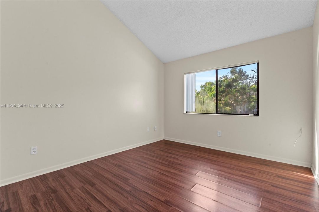 На продажу: $282,000 (2 спален, 2 ванн, 1186 Квадратных фут)