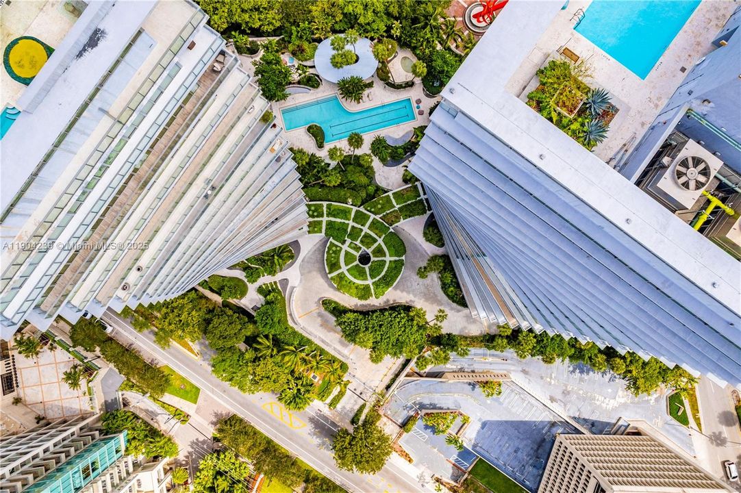 For Sale: $12,500,000 (4 beds, 4 baths, 4771 Square Feet)